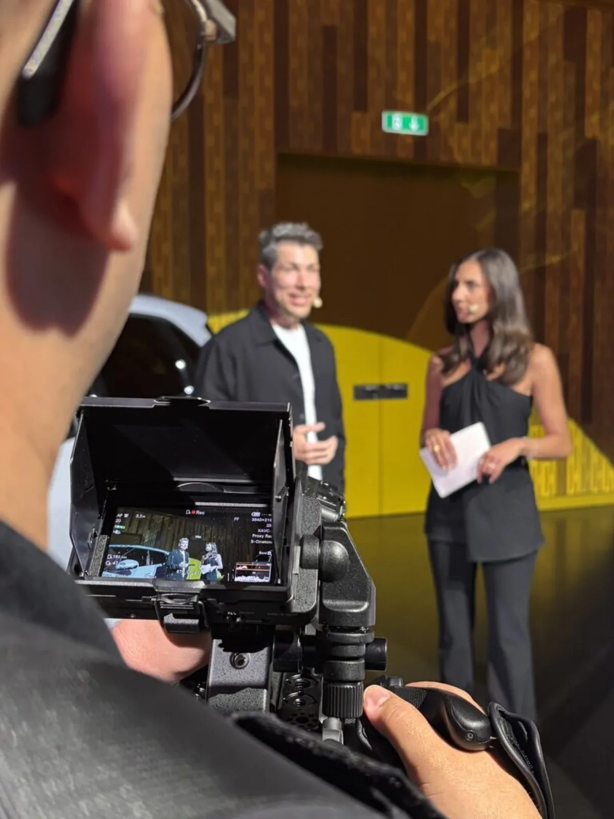 Aline Rutishauser moderiert den Kundenanlass von Ford und BYD